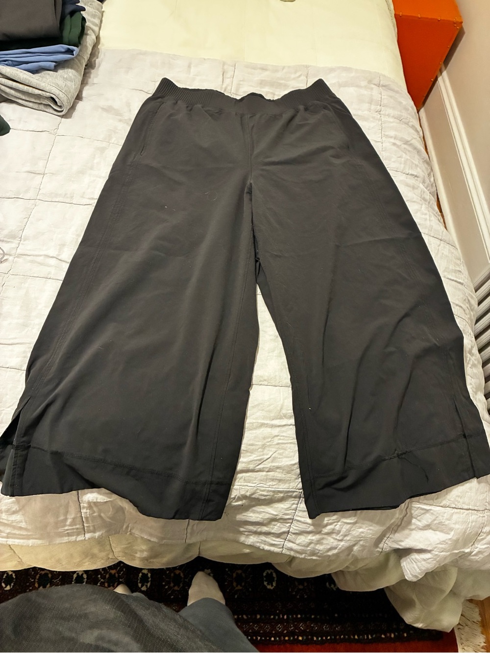 Lululemon Wide-Leg Black Cropped Pants